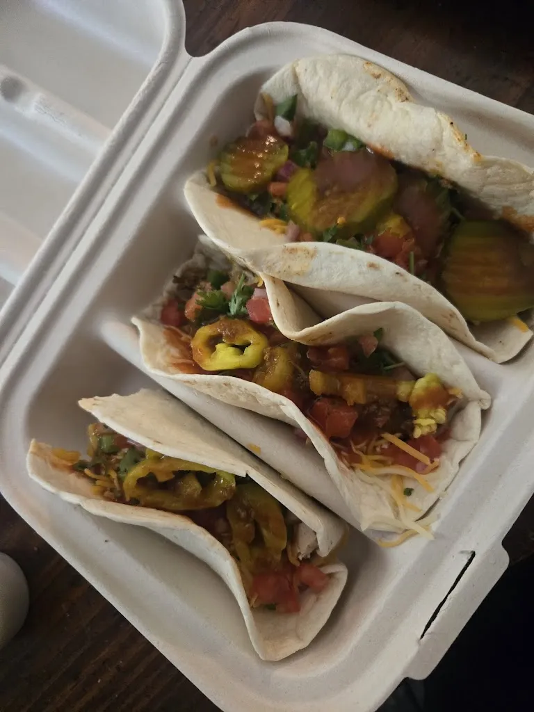 Britney Matthews_The Spicey Pickle_Lewiston, NY_reseña