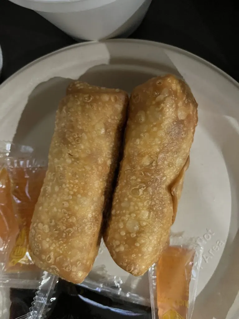 Chanelle D_China Pearl_Lewiston, NY_reseña