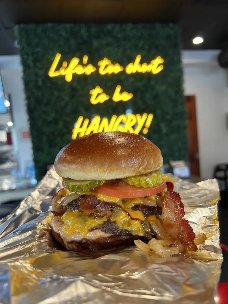 Flip Burger_Lewiston, NY_slider_imagen_3