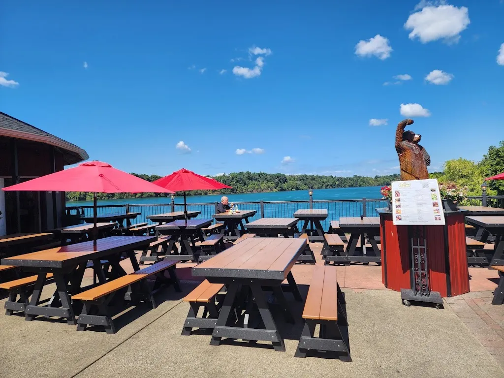 K E O Flynn_The Silo_Lewiston, NY_review