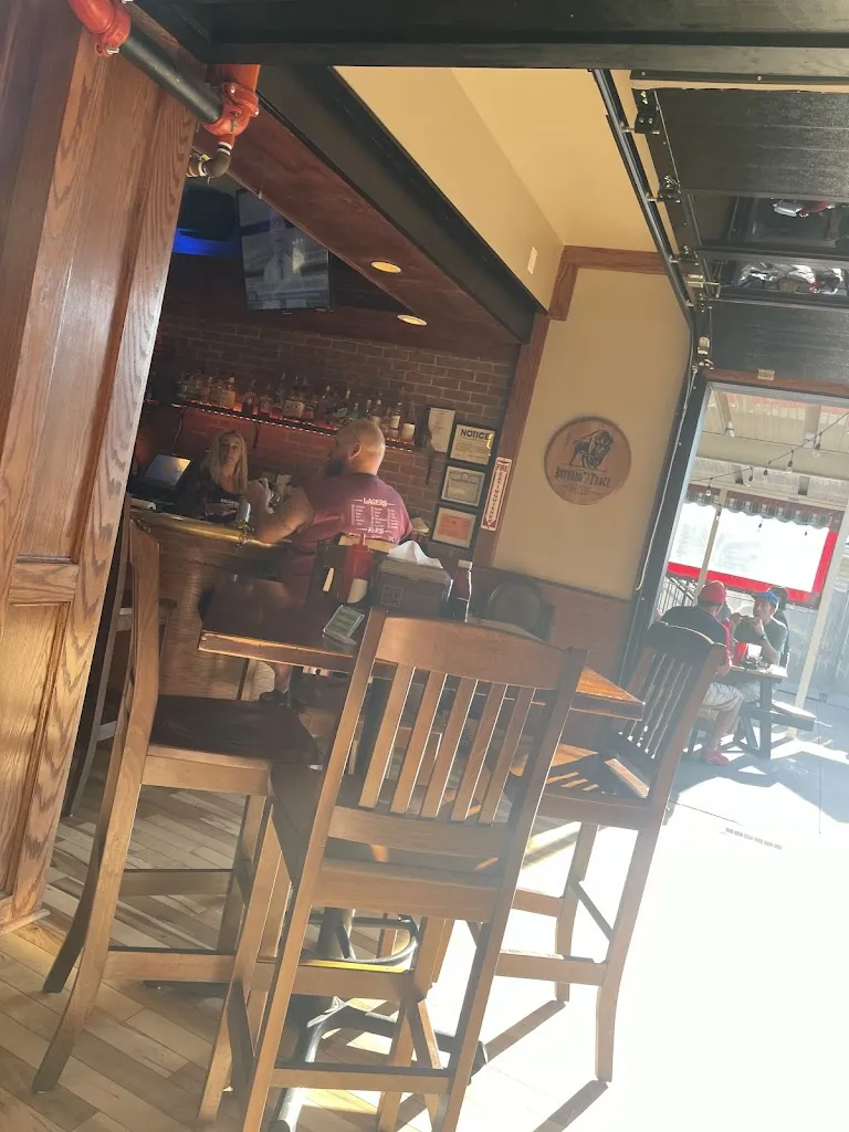 Team Ultimate Exposure William & Bug_Brickyard Brewing Company_Lewiston, NY_review