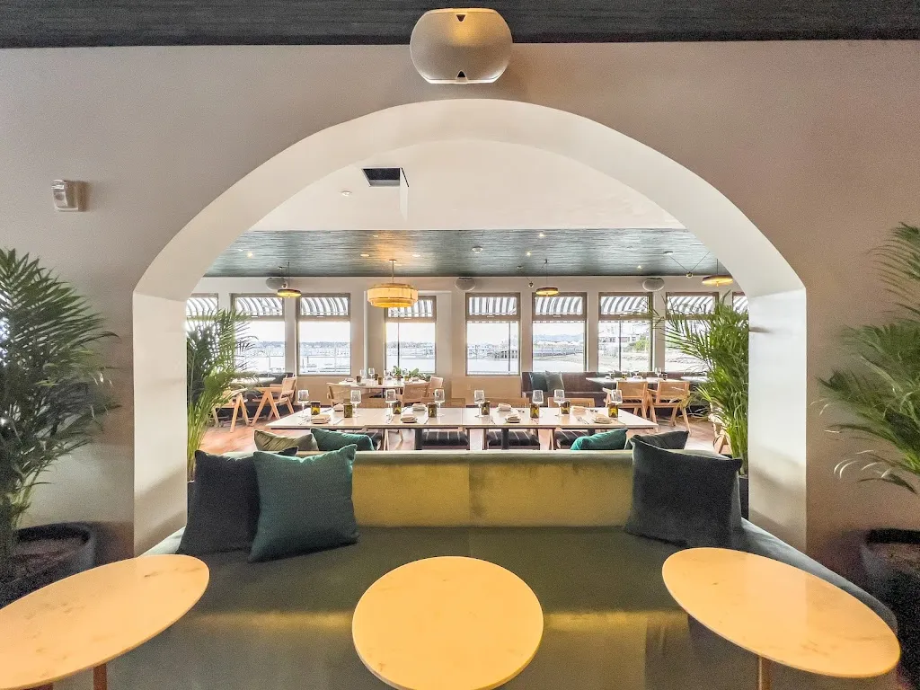 Nino’s Beach restaurante en Port Washington, NY