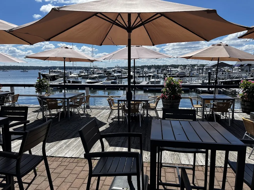 Butler's Flat Clam Shack restaurante en Port Washington, NY