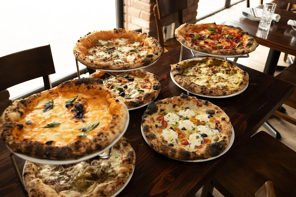 Tony & Luigi’s_Merrick, NY_slider_bild_2