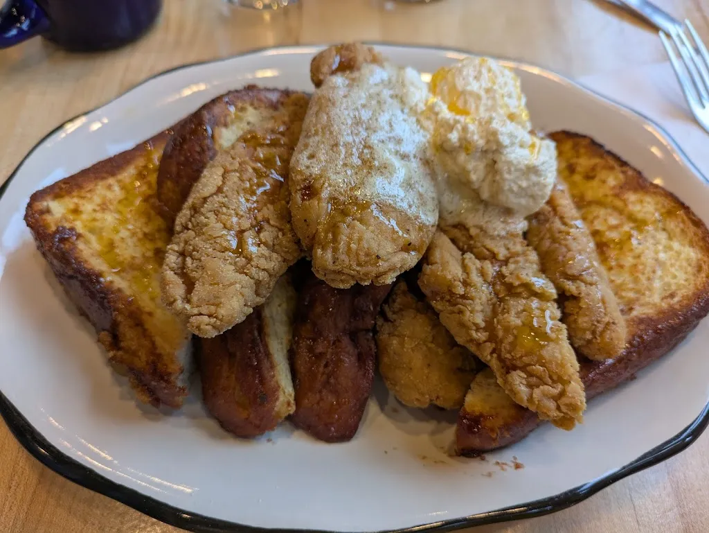 Mark Boucher_Cafe Madison_Albany, NY_recensione