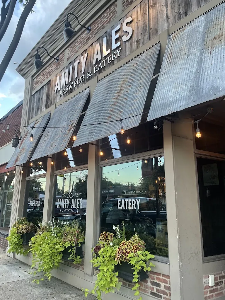 Amity Ales restaurante en Amityville, NY