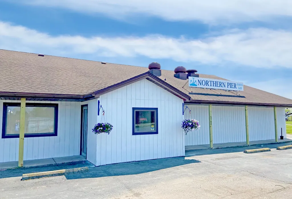 Northern Pier Bar & Grill_Olcott, NY_slider_image_2