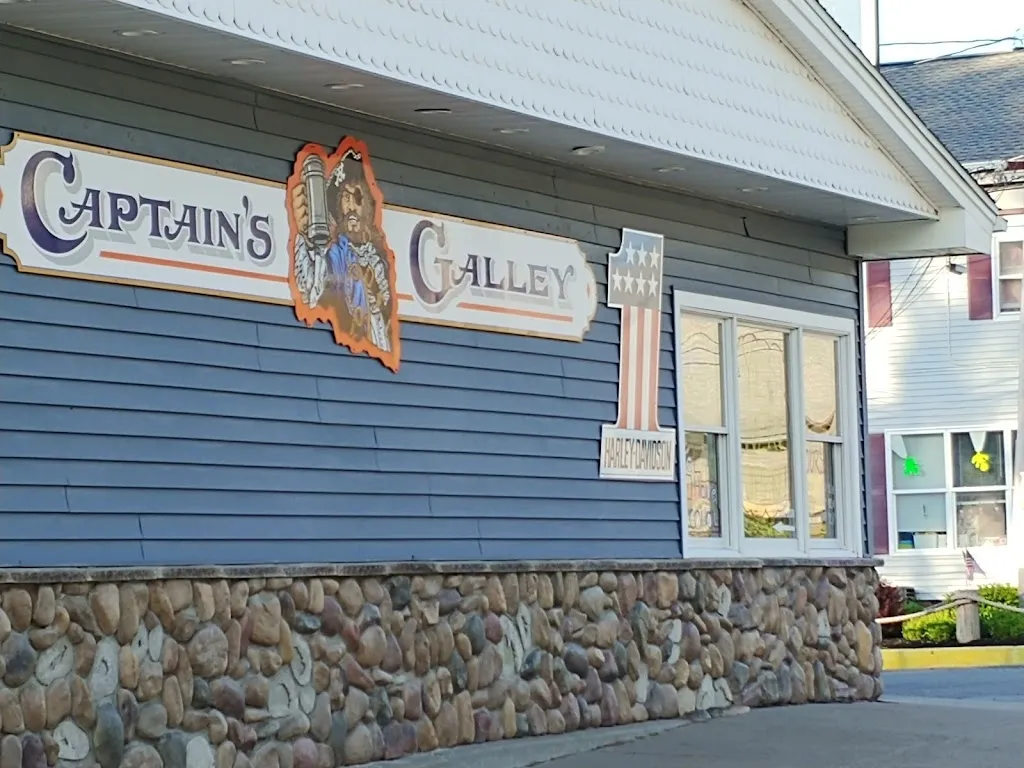 Captains Galley restaurant in Olcott, NY