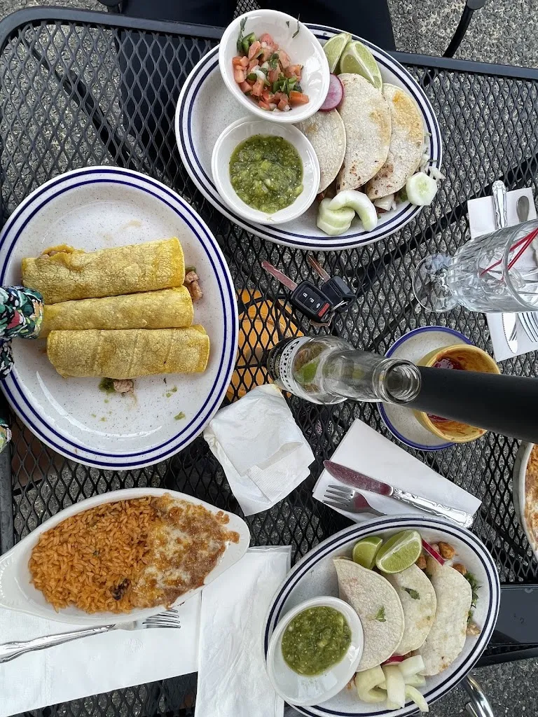 Noelia Angeles_Fiesta Mexico_Orangeburg, NY_review