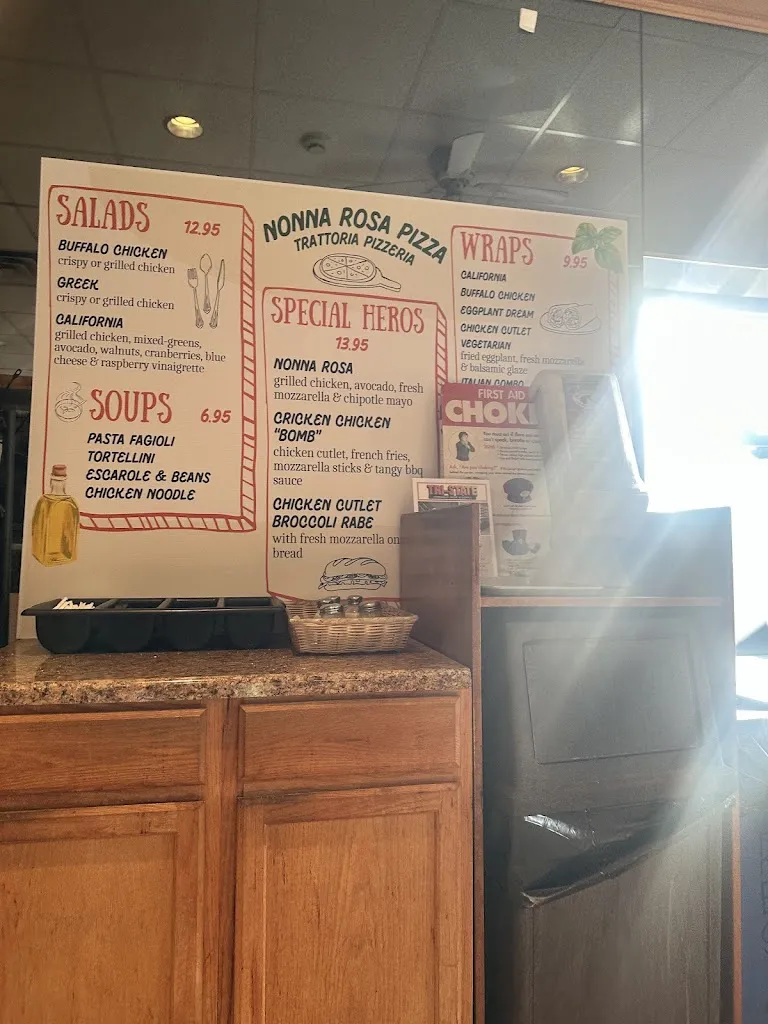 Nonna Rosa Pizza ristorante a Orangeburg, NY