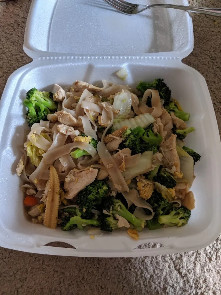 Basil Thai Cuisine_Phoenix, NY_slider_image_2