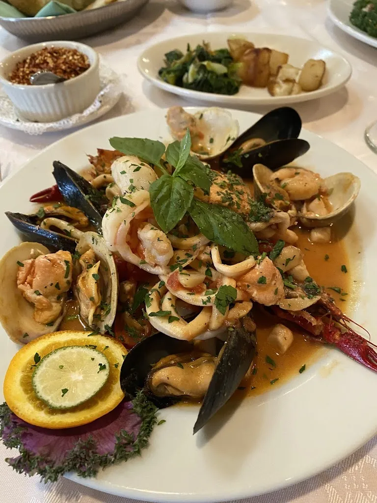 La Piccola Liguria Restaurant_Port Washington, NY_slider_imagen_3