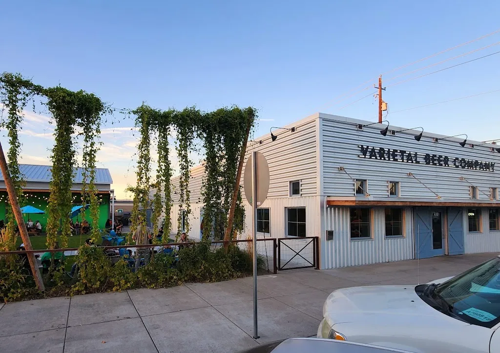 Varietal Beer Company_Sunnyside, WA_slider_image_2
