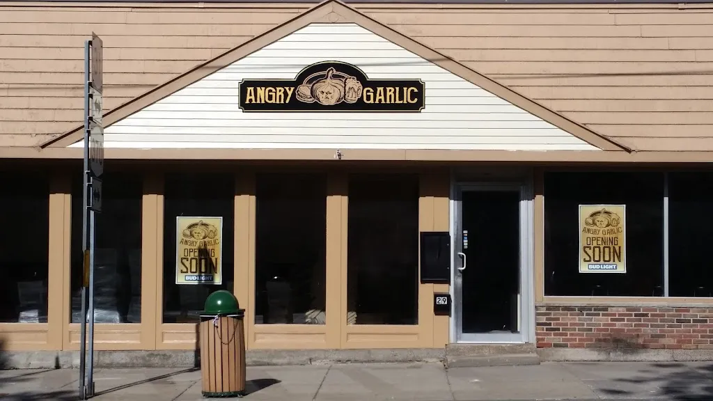 Angry Garlic restaurant in Baldwinsville, NY