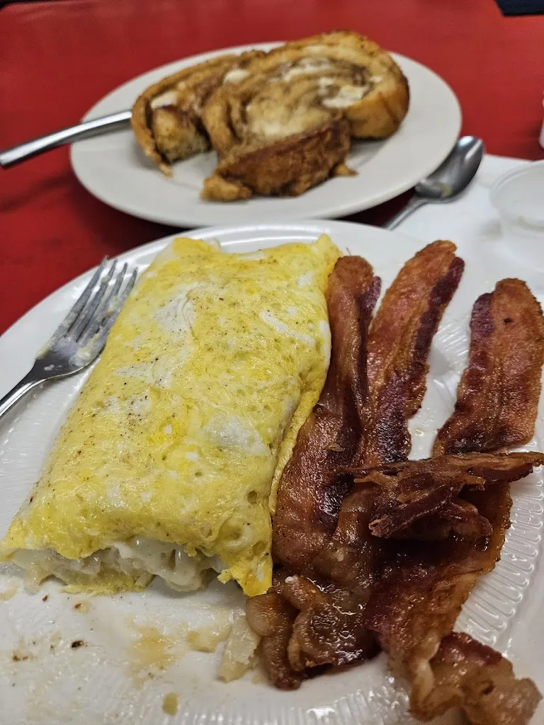 Kristina Young_Cathy's Cafe_Fulton, NY_review