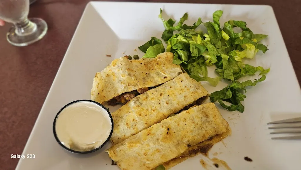 Mike_Tavern On the Lock_Fulton, NY_review