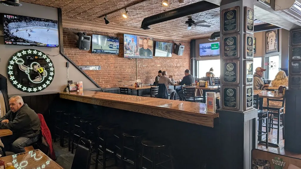 Rick Blake_Chubby's Sports Bar & Grill_Fulton, NY_review