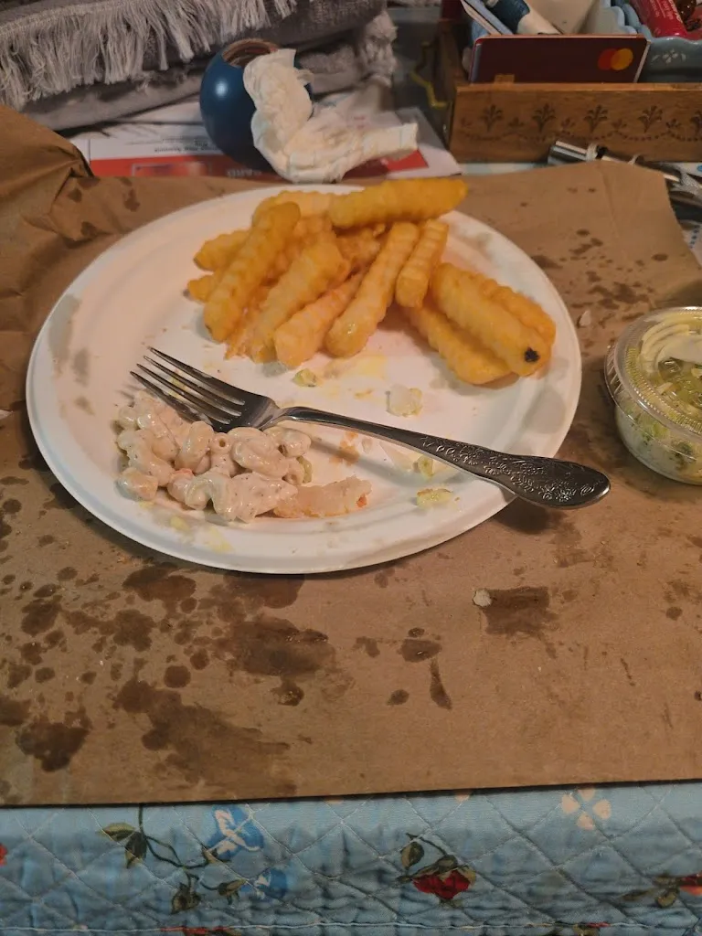 melissa haynes_Uly's Seafood_Fulton, NY_review