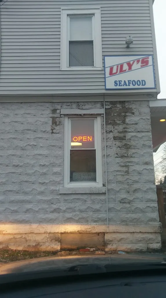 Uly's Seafood restaurant in Fulton, NY