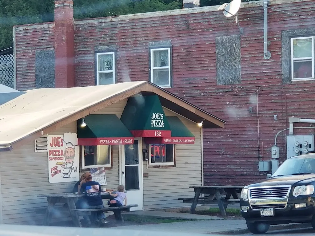 Nobody Knows_Joe's Pizza, Bigfoot Wine and Liquor_Whitehall, NY_review