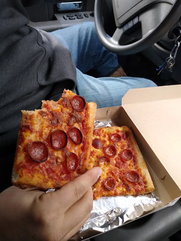 Main Street Pizzeria_Youngstown, NY_slider_imagen_2