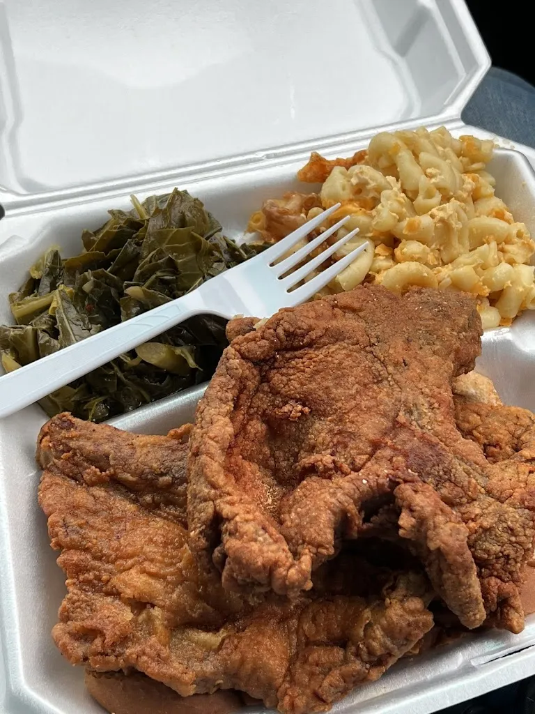 Michael Scarboro_Avenue's Restaurant_Concord, NC_review
