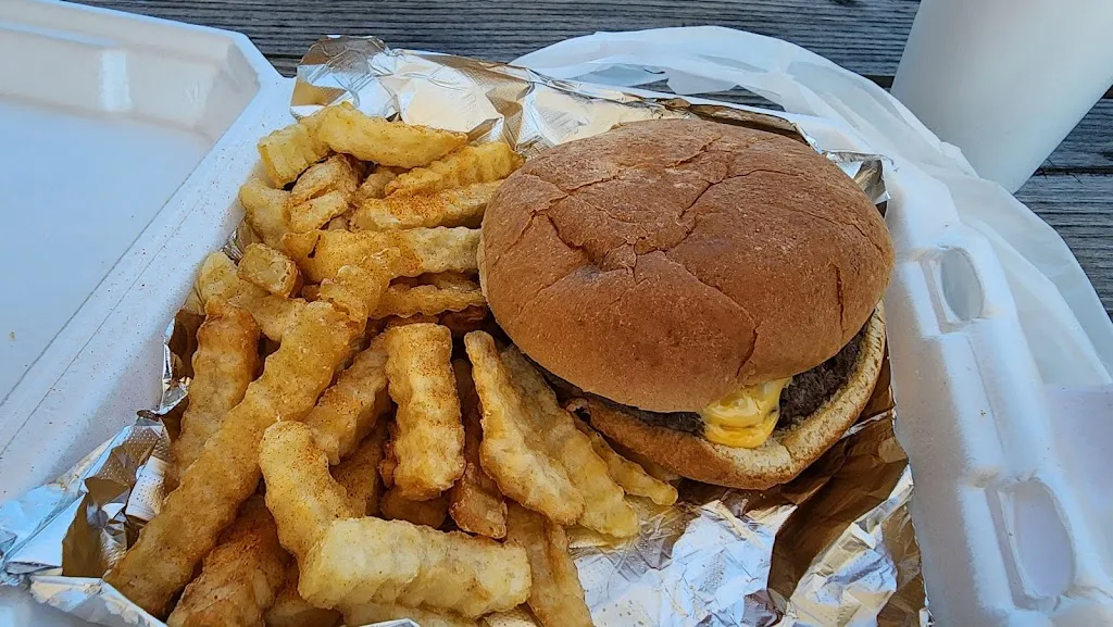 kiara aierostaile_Avenue's Restaurant_Concord, NC_review