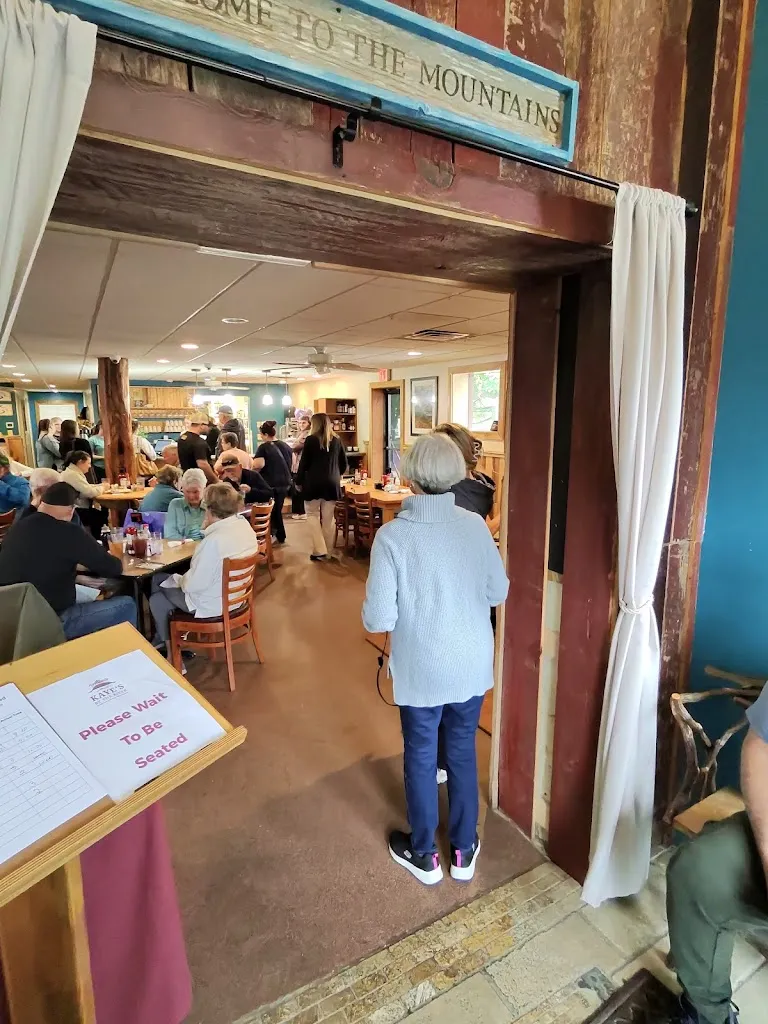 Lloyd De France_Kaye's By The River_Newland, NC_review