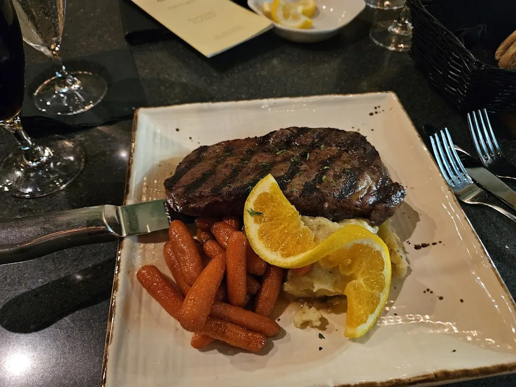 Kathryn's Bistro & Martini Bar_Emerald Isle, NC_slider_immagine_3