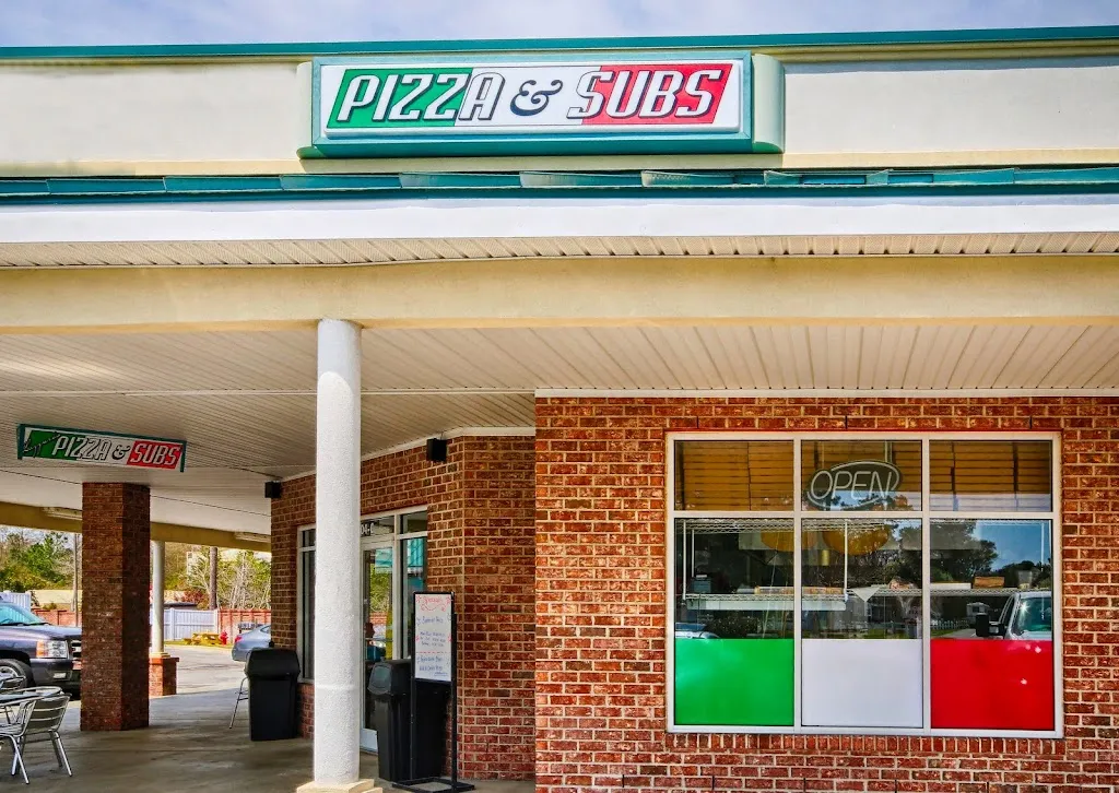 Lazzara's Pizza & Subs restaurante en Emerald Isle, NC