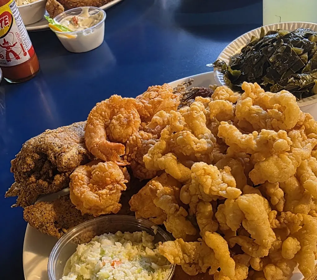 Captain Steve's Family Seafood Restaurant_Harrisburg, NC_slider_imagen_2