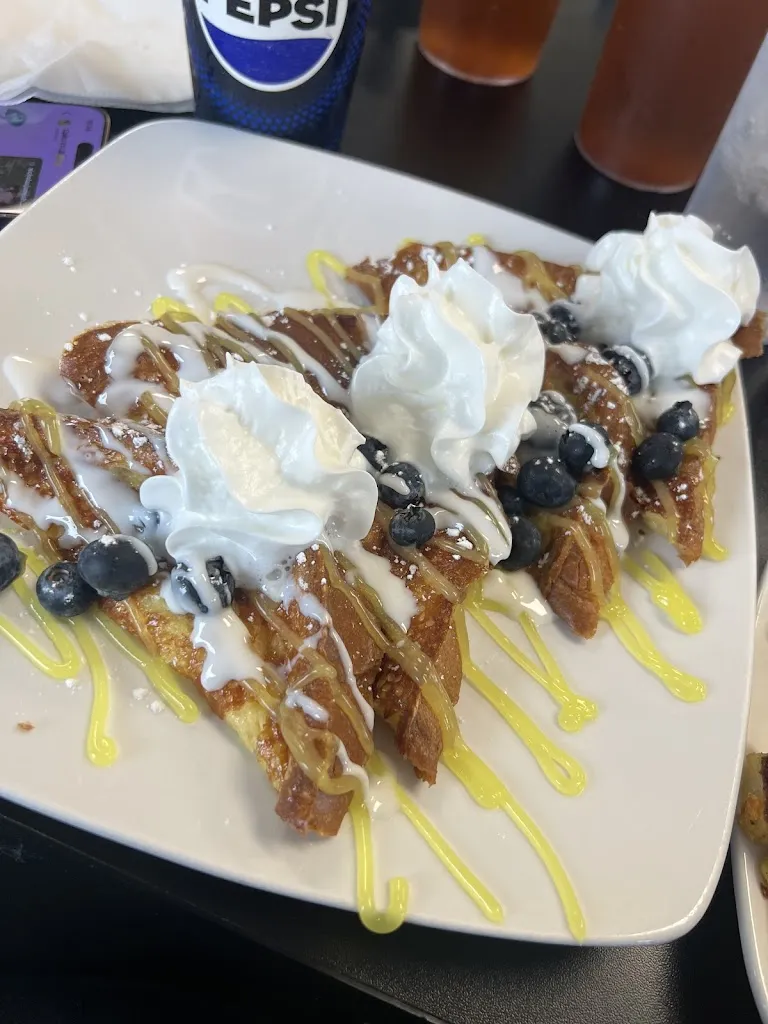 Gabby Hoff_Wake Up & Eat_Harrisburg, NC_review