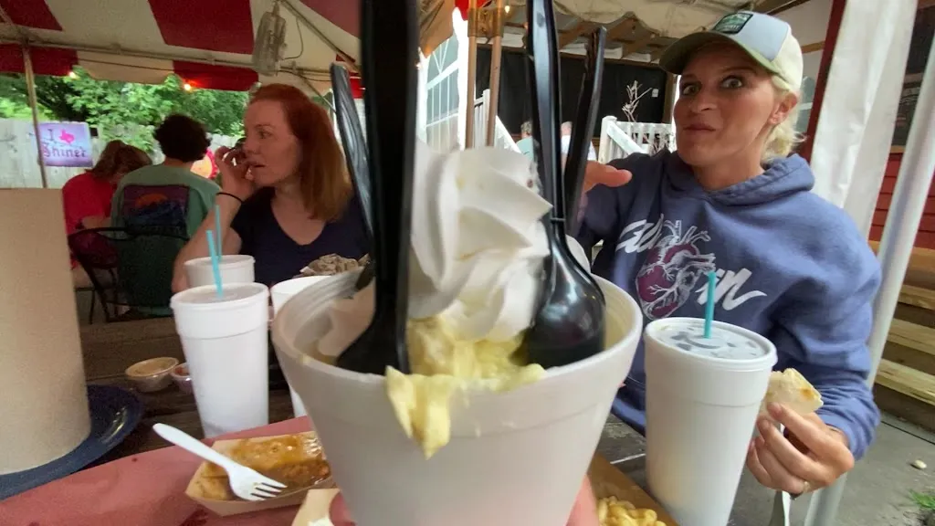 Haywood Smokehouse_Waynesville, NC_slider_immagine_2