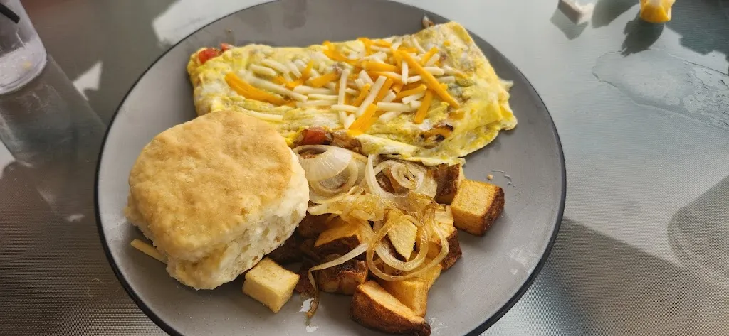 Julie Phillips_Waylon & Honey’s Southern Kitchen_Waynesville, NC_review