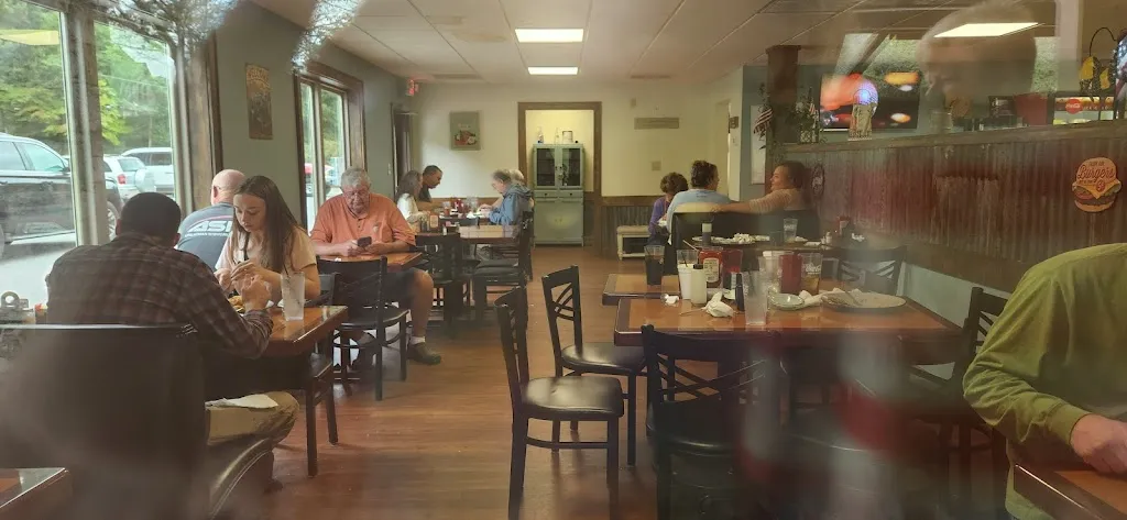 Waylon & Honey’s Southern Kitchen ristorante a Waynesville, NC
