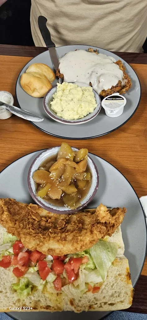 Waylon & Honey’s Southern Kitchen_Waynesville, NC_slider_immagine_2