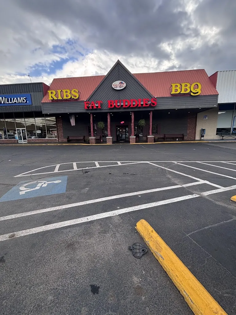 Fat Buddies Ribs & Barbecue ristorante a Waynesville, NC