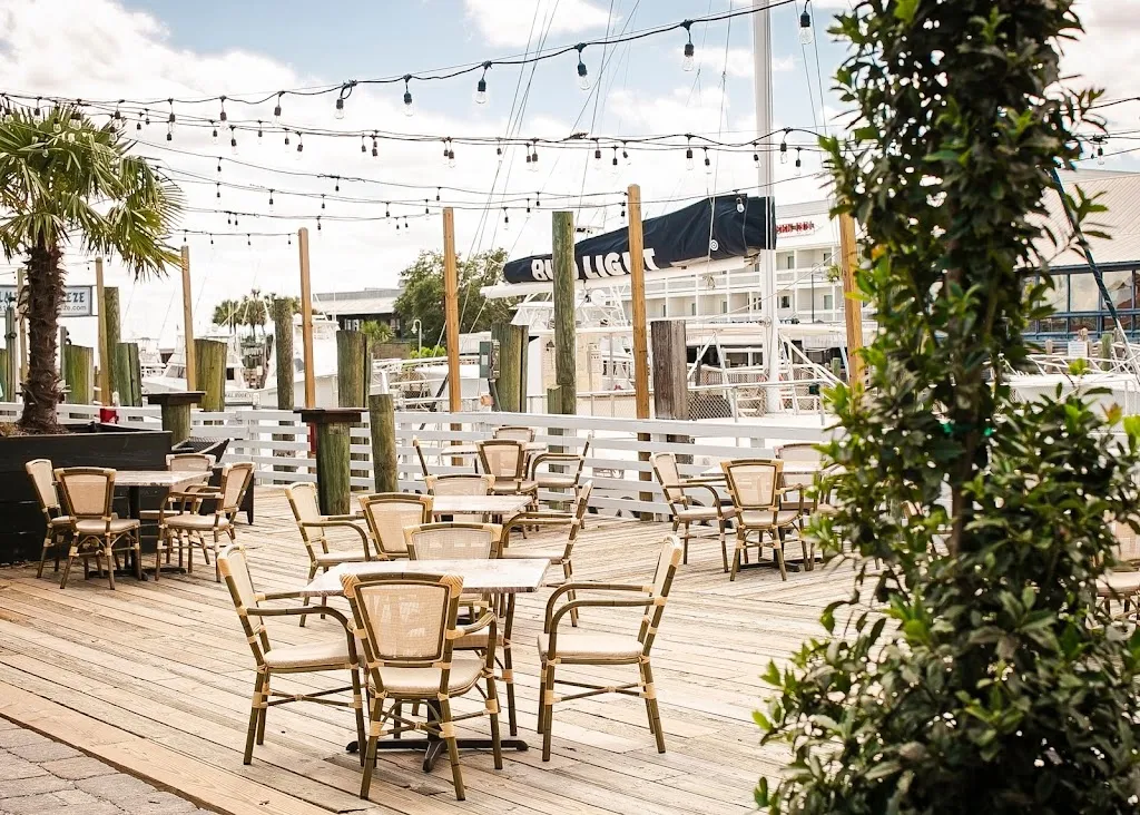 Tavern & Table restaurant in Mt Pleasant, SC