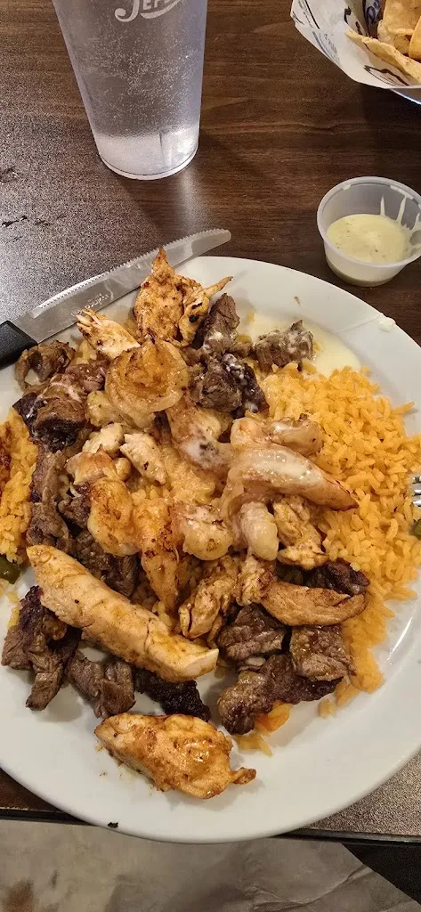 Justin Hunter_Puerto Nuevo_Newland, NC_review