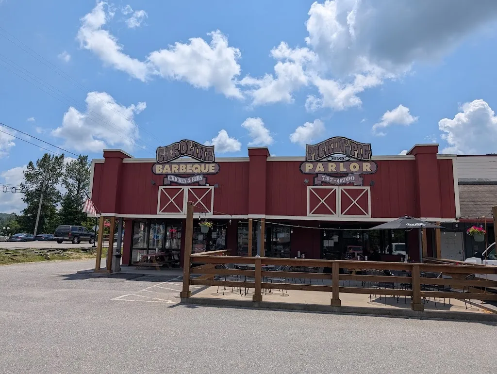 Carolina Barbeque_Newland, NC_slider_image_1