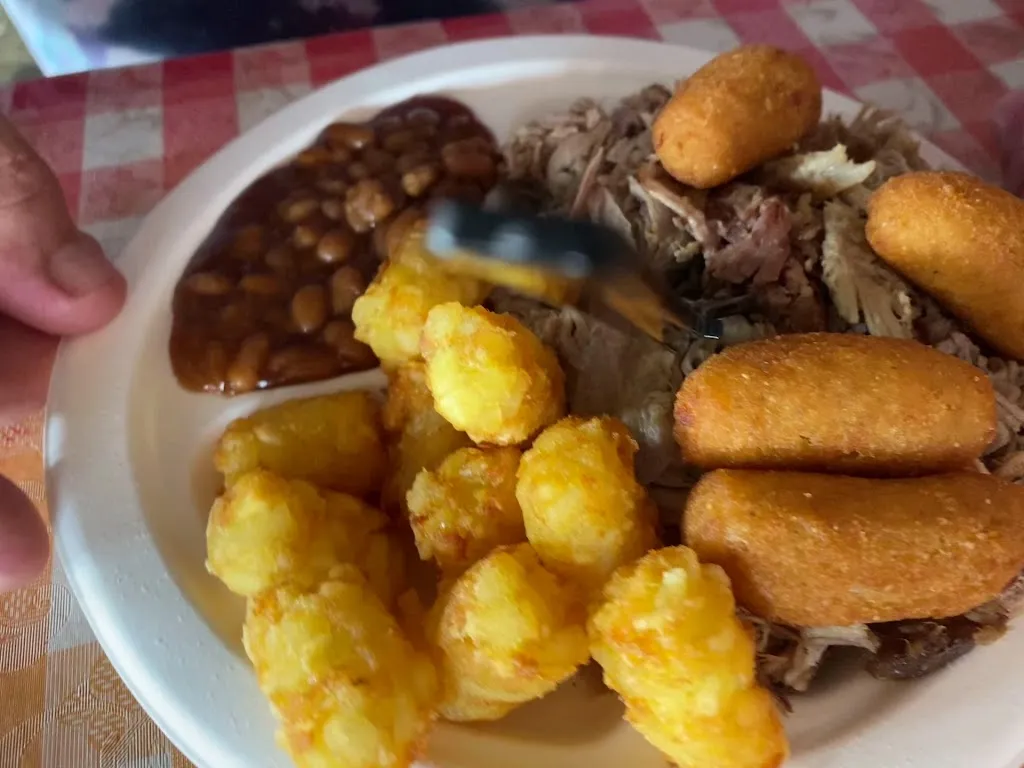Carolina Barbeque_Newland, NC_slider_image_2