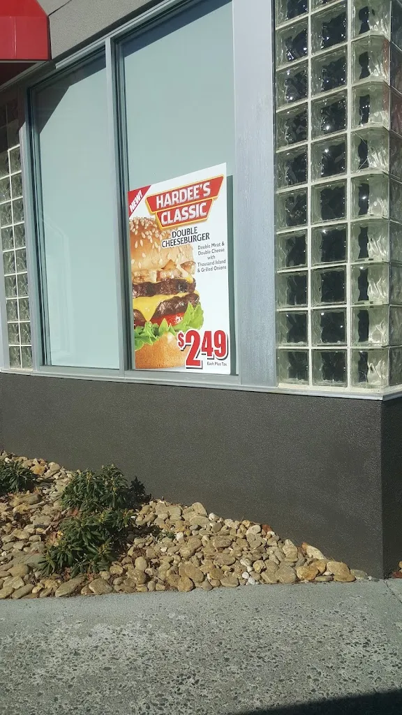 Menu_Hardee's_Newland, NC_image_old_3