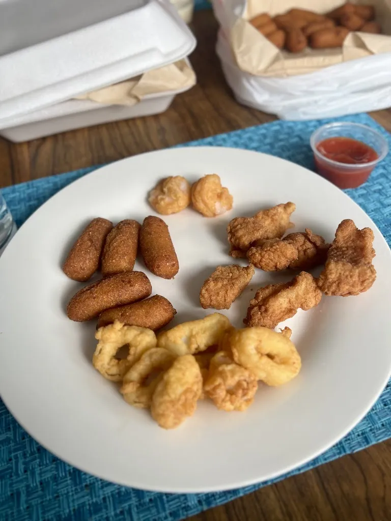 Laura Cartledge_The Shark Shack_Atlantic Beach, NC_review