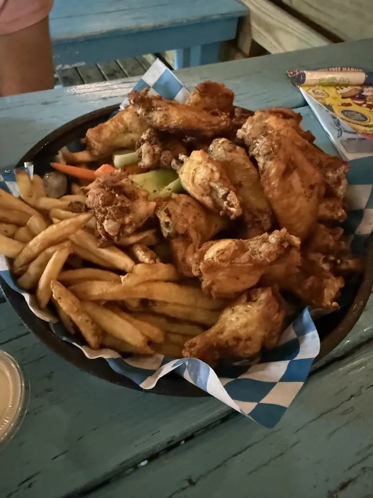 Kelly Johnson_Molly's Beachside Bar & Grill_Atlantic Beach, NC_review