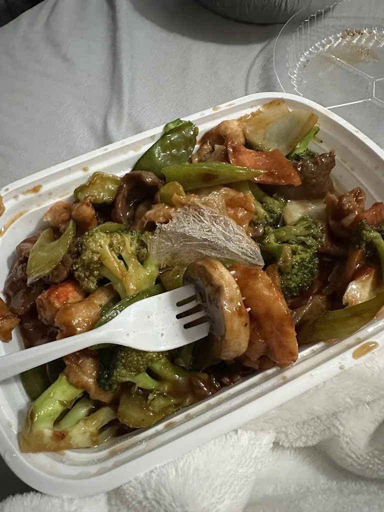 Golden China Restaurant_Sneads Ferry, NC_slider_image_3