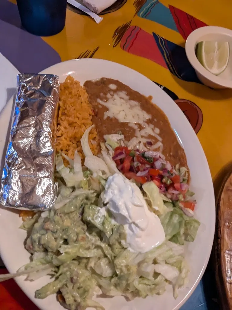 Hayden Cran_La Fiesta Mexican Restaurant_Tarboro, NC_reseña