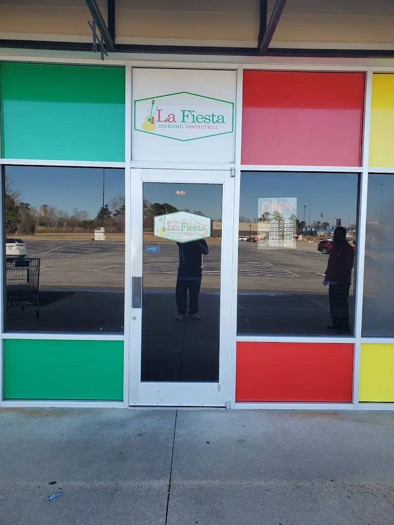Vernon Everette_La Fiesta Mexican Restaurant_Tarboro, NC_review