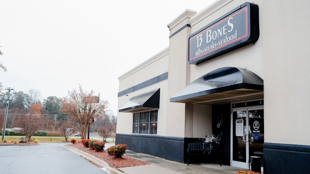 13 Bones Restaurant restaurant in Mt Airy, NC
