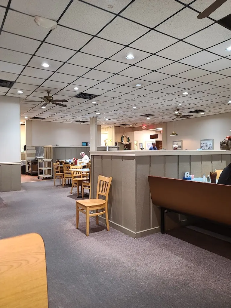 Libby Hill Seafood (Mt. Airy)_Mt Airy, NC_slider_image_3