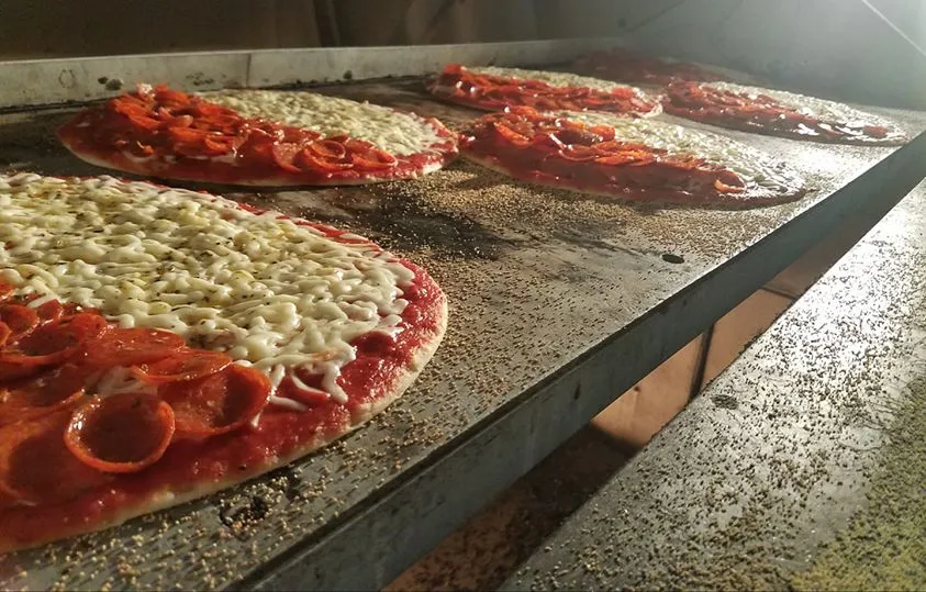 Massey's Pizza_Pataskala, OH_slider_bild_2
